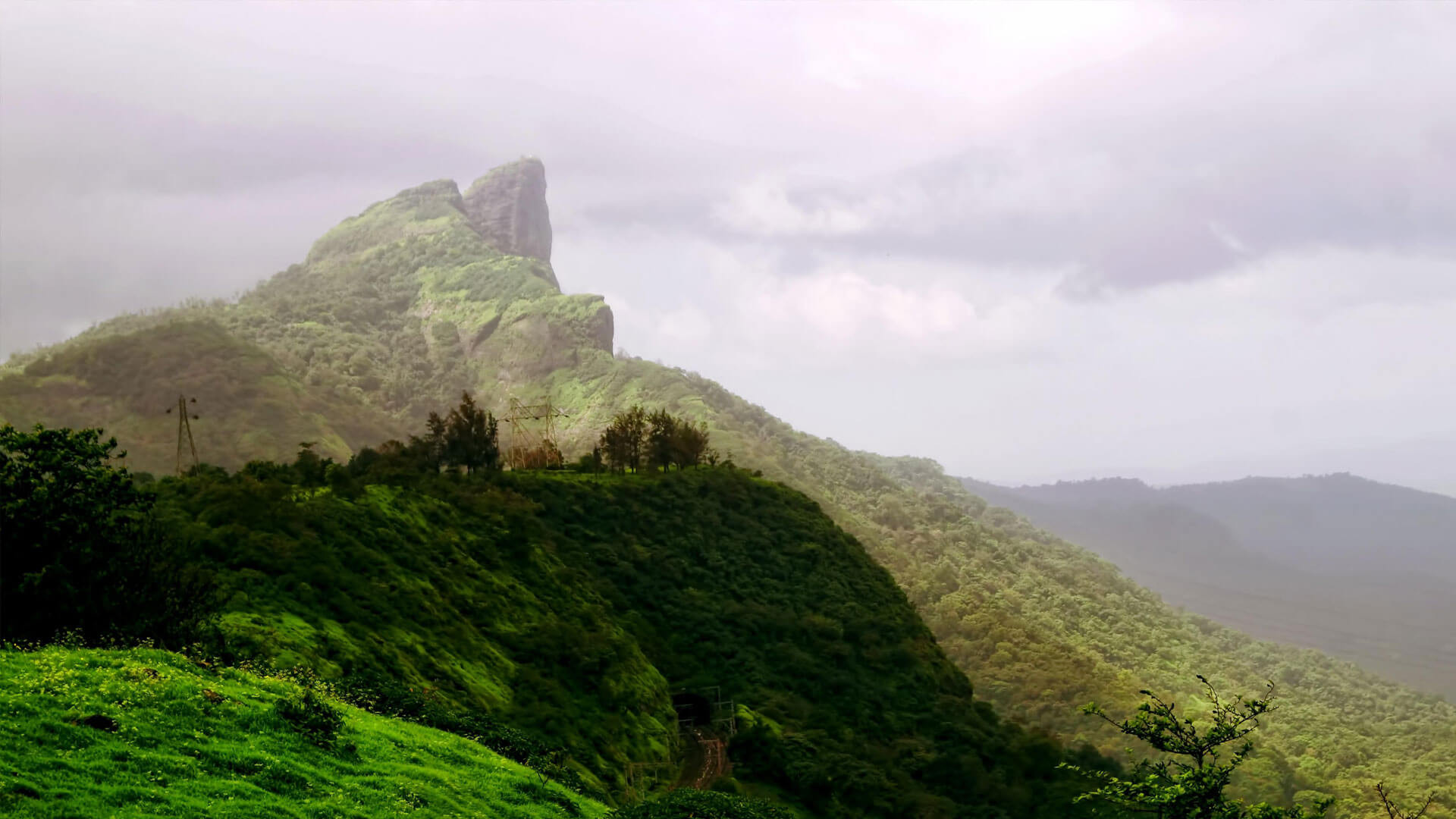 Khandala History, Sightseeing, How To Reach & Best Time To Visit